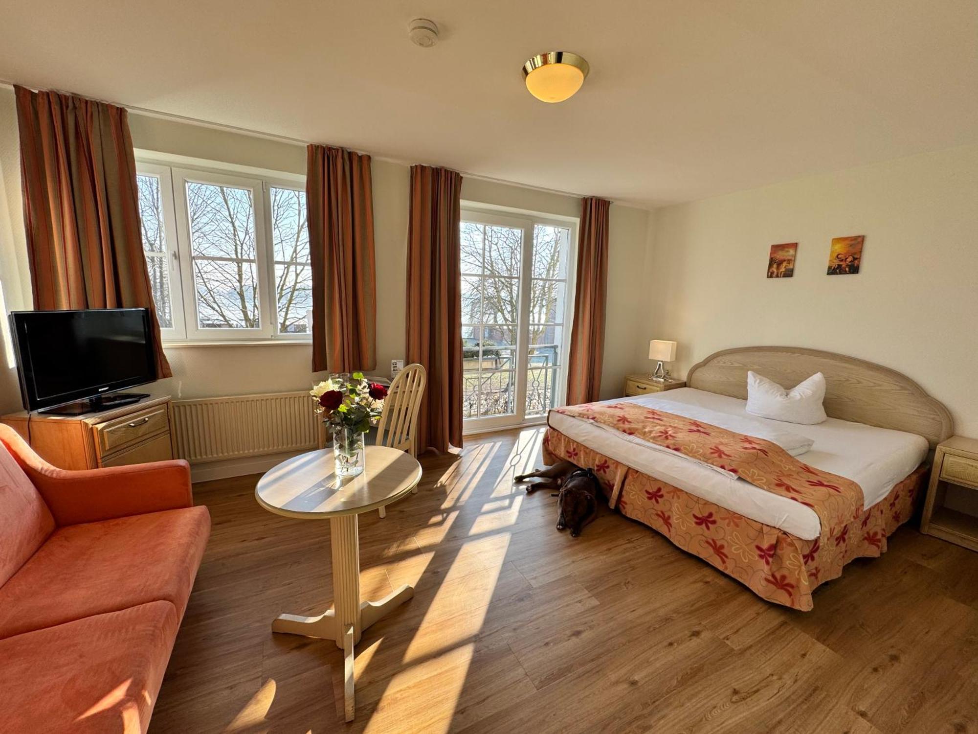 Altes Kasino Hotel Am See Neuruppin Eksteriør bilde